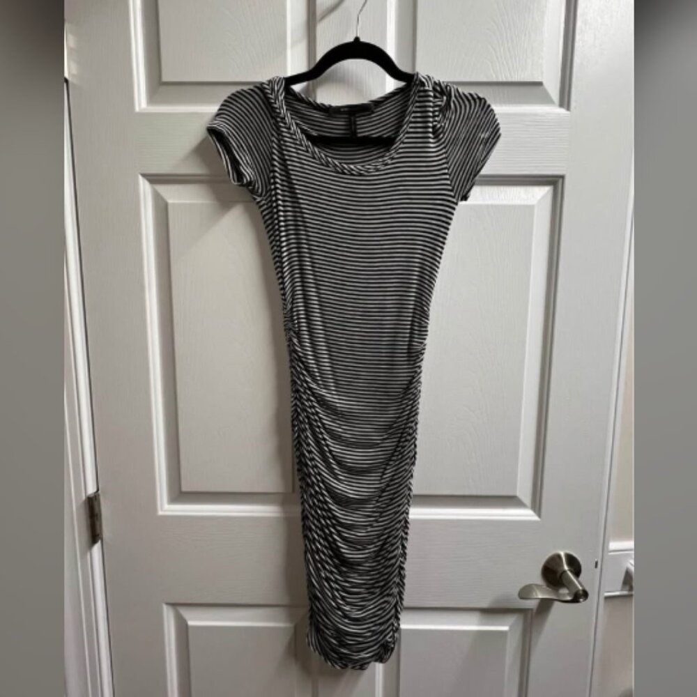 BCBG MAXAZRIA women’s dress size s black white stretchy fit
